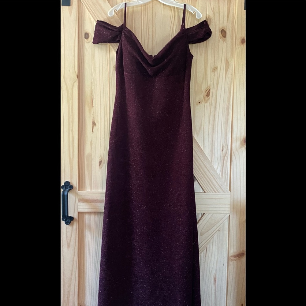 Size 10 . Burgundy off the shoulder long dress